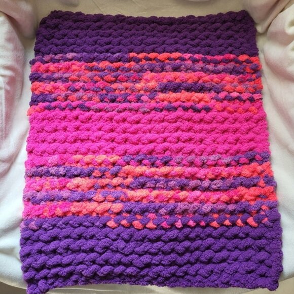 Check out @leahbuh8911 for Hand Knit Items for You and Your Pets - Picture 2 of 7